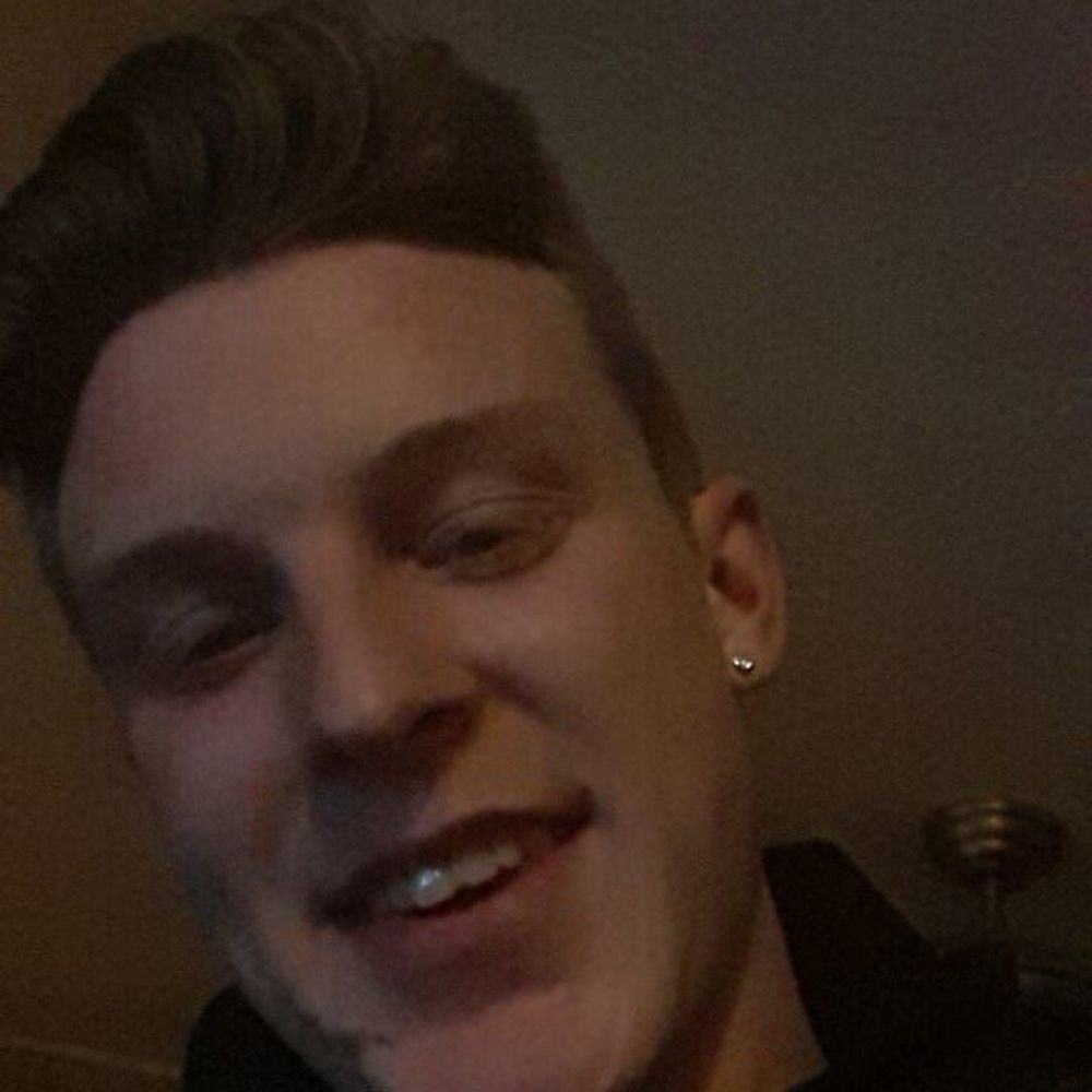 Meet your Posher, Chris